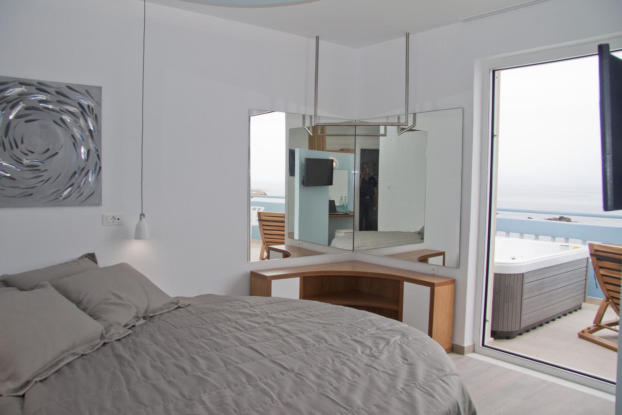 Christina Beach Hotel Ханья Экстерьер фото